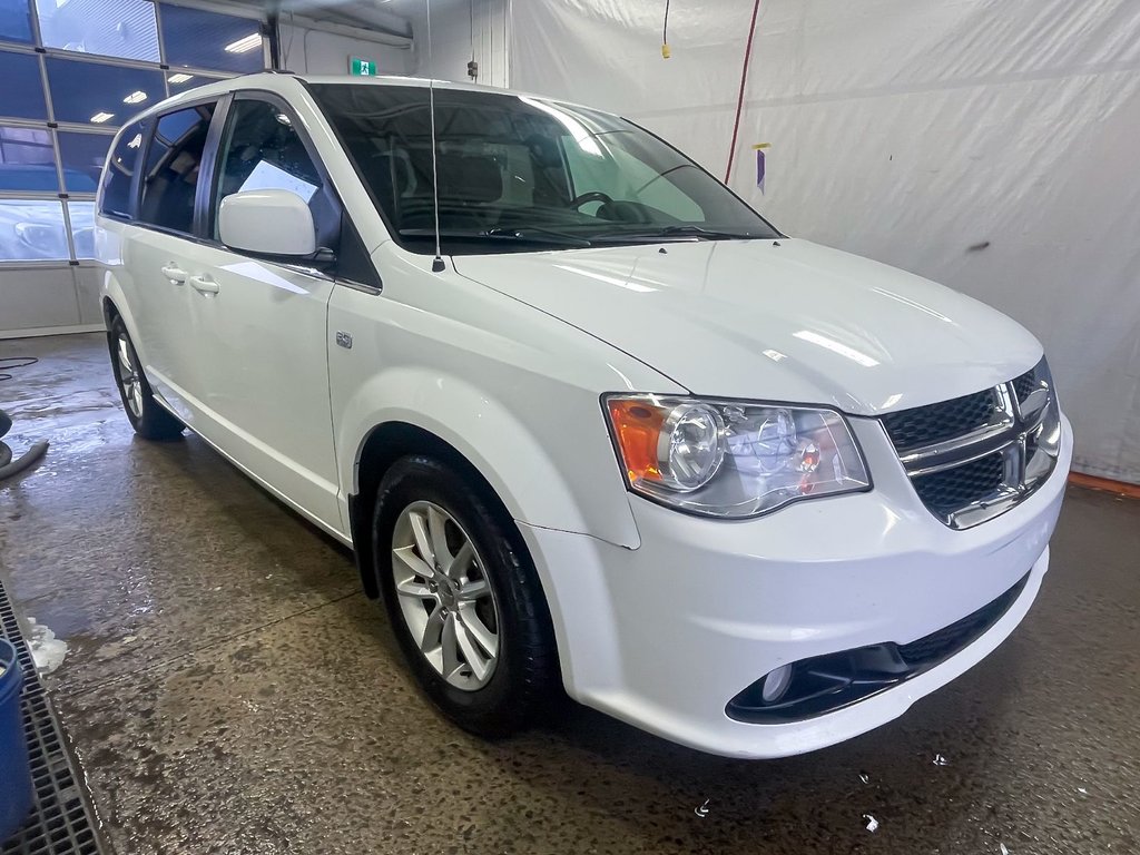 2019 Dodge Grand Caravan in St-Jérôme, Quebec - 9 - w1024h768px