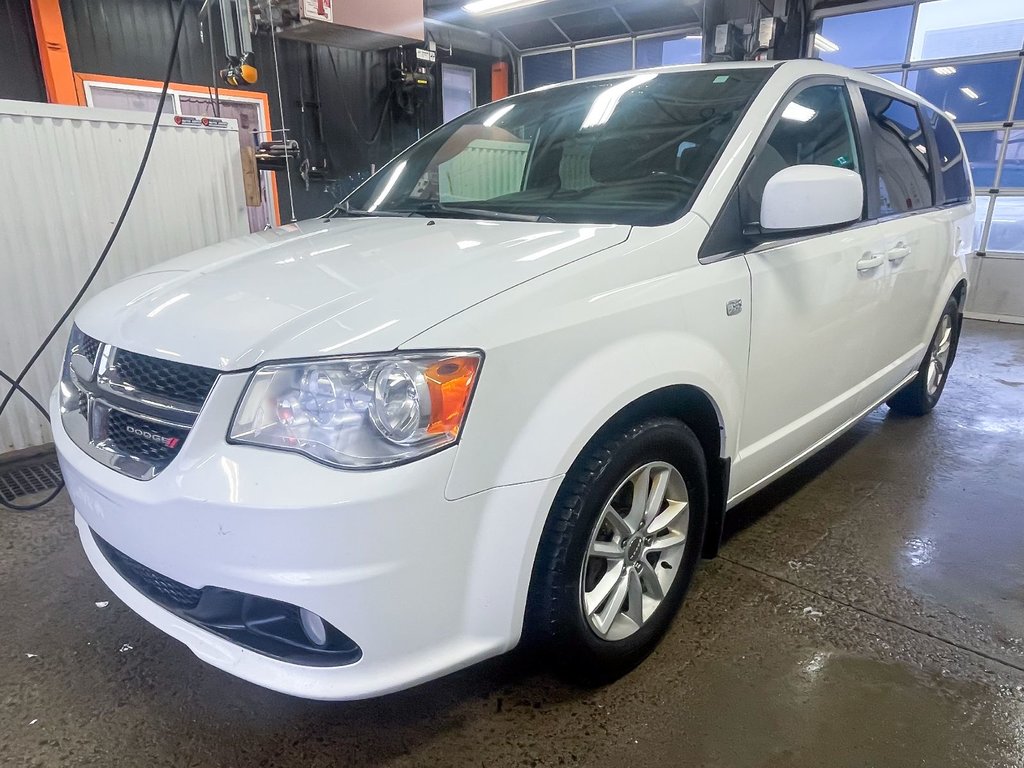 2019 Dodge Grand Caravan in St-Jérôme, Quebec - 1 - w1024h768px