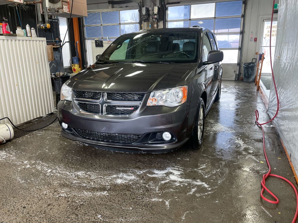 2019 Dodge Grand Caravan in St-Jérôme, Quebec - 1 - w1024h768px