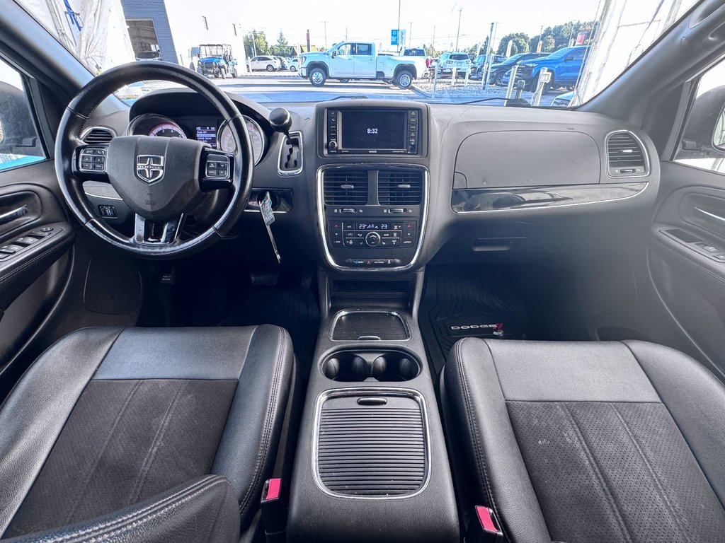 2020 Dodge Grand Caravan in St-Jérôme, Quebec - 10 - w1024h768px