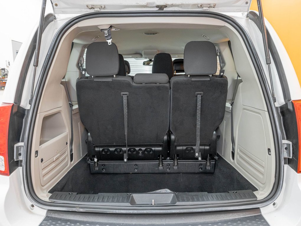 2020 Dodge Grand Caravan in St-Jérôme, Quebec - 24 - w1024h768px