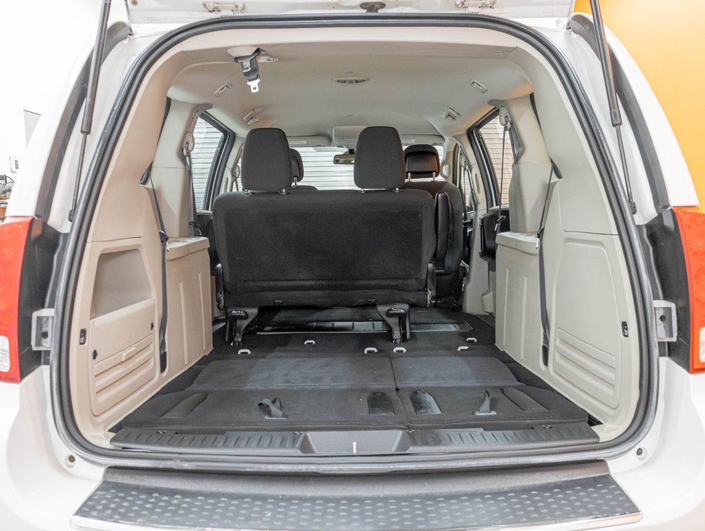 2020 Dodge Grand Caravan in St-Jérôme, Quebec - 25 - w1024h768px