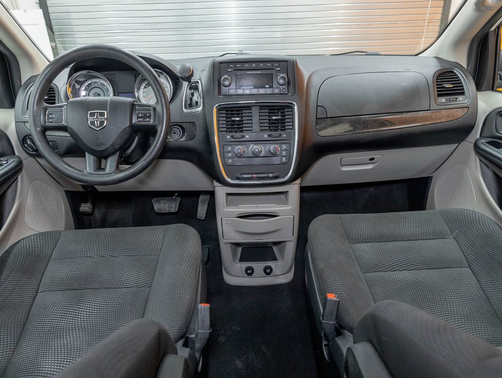 2020 Dodge Grand Caravan in St-Jérôme, Quebec - 10 - w1024h768px