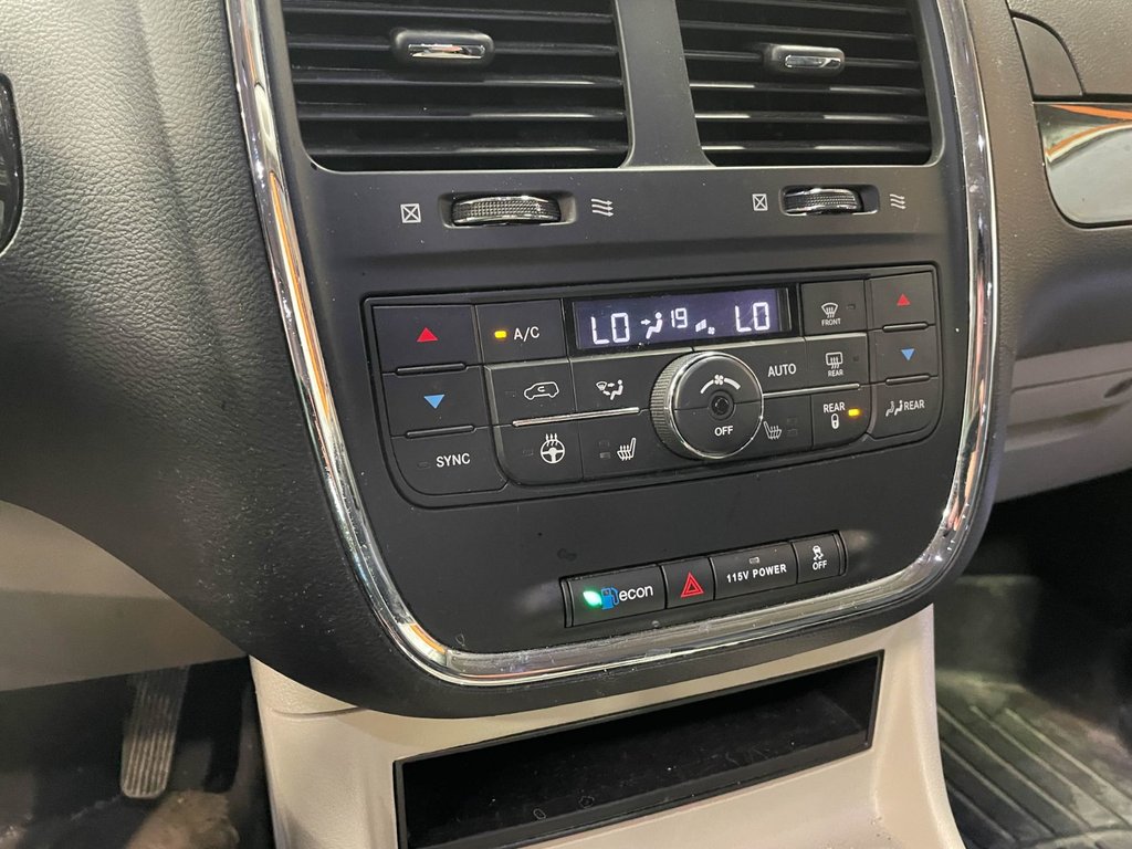 2020 Dodge Grand Caravan in St-Jérôme, Quebec - 13 - w1024h768px