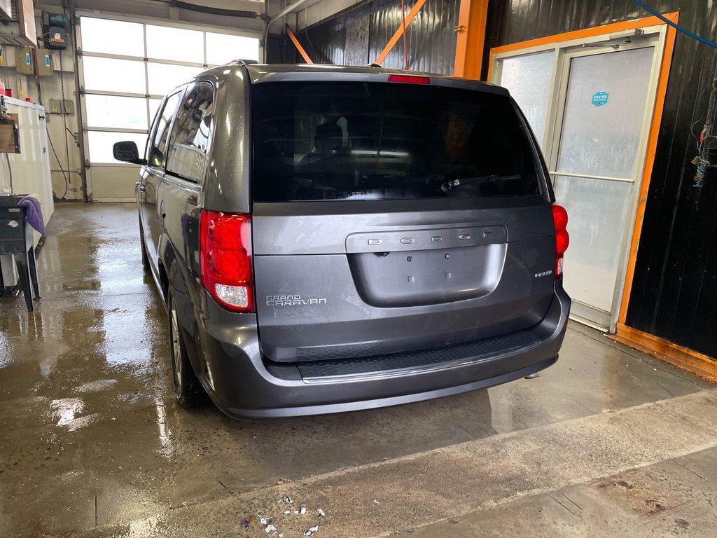 2020 Dodge Grand Caravan in St-Jérôme, Quebec - 6 - w1024h768px