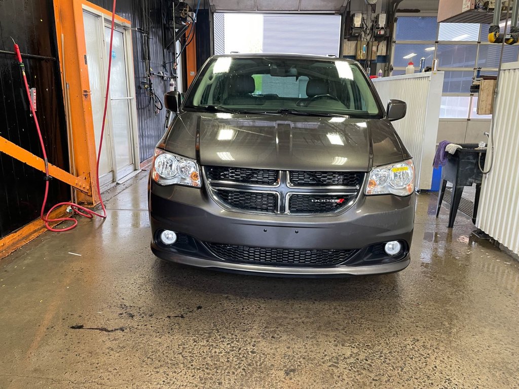 2020 Dodge Grand Caravan in St-Jérôme, Quebec - 5 - w1024h768px