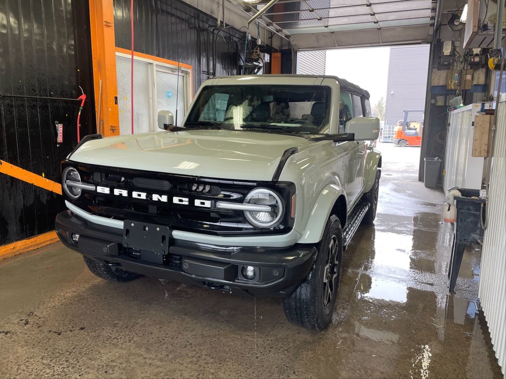 Ford Bronco  2021 à St-Jérôme, Québec - 1 - w1024h768px