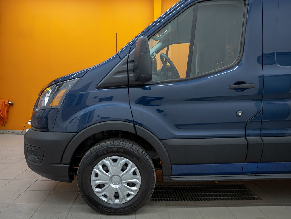 Ford E-Transit Cargo Van  2022 à St-Jérôme, Québec - 25 - w1024h768px