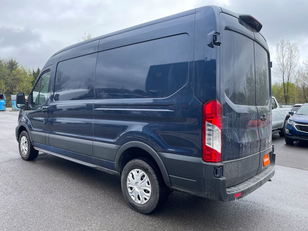 2022 Ford E-Transit Cargo Van in St-Jérôme, Quebec - 6 - w1024h768px