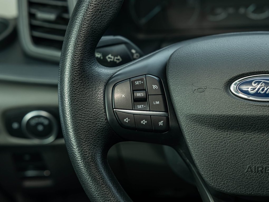 2023 Ford E-Transit Cargo Van in St-Jérôme, Quebec - 15 - w1024h768px