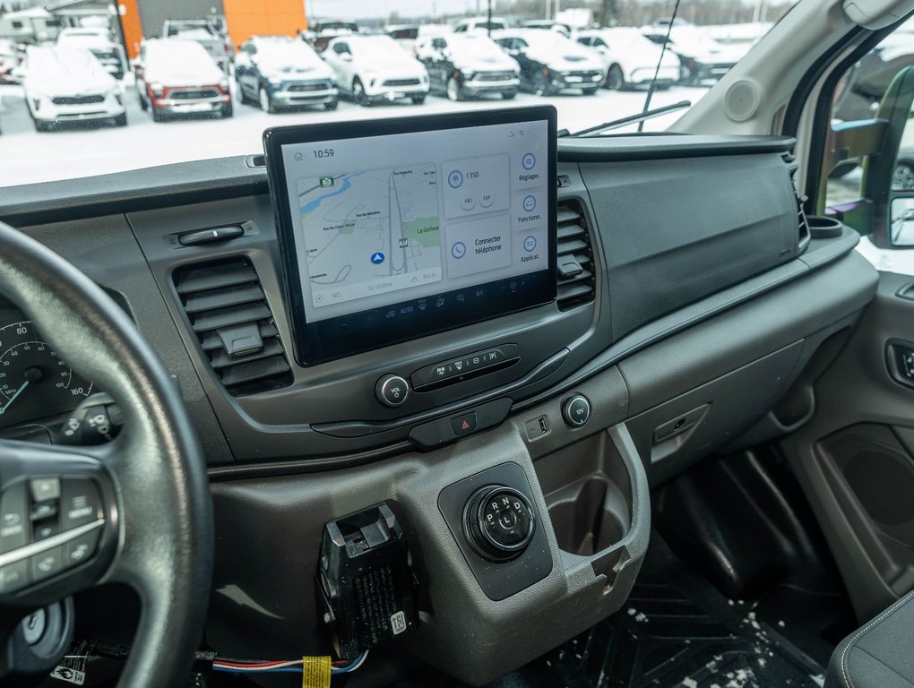 2023 Ford E-Transit Cargo Van in St-Jérôme, Quebec - 2 - w1024h768px