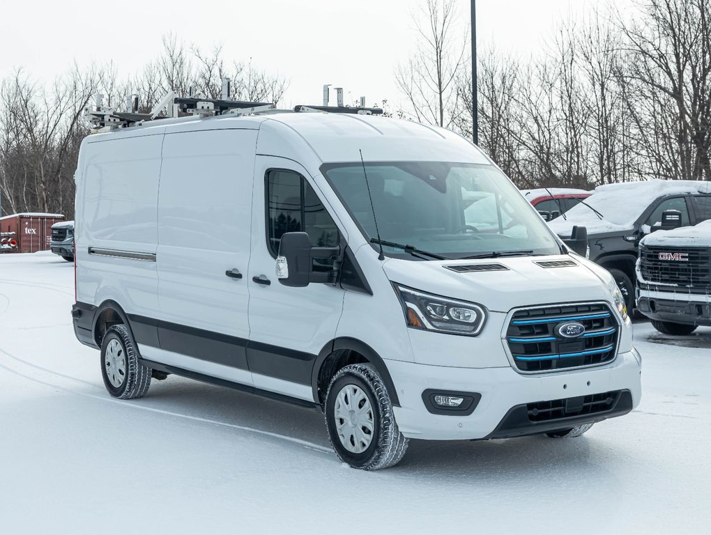 2023 Ford E-Transit Cargo Van in St-Jérôme, Quebec - 9 - w1024h768px