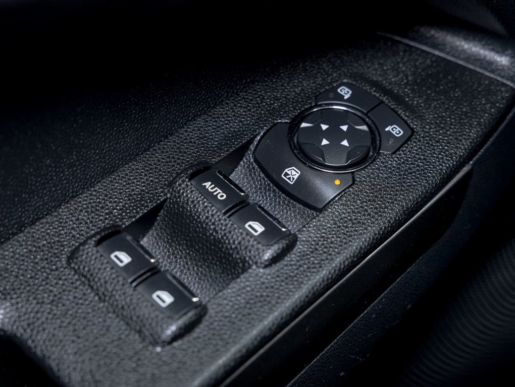 2020 Ford EcoSport in St-Jérôme, Quebec - 26 - w1024h768px
