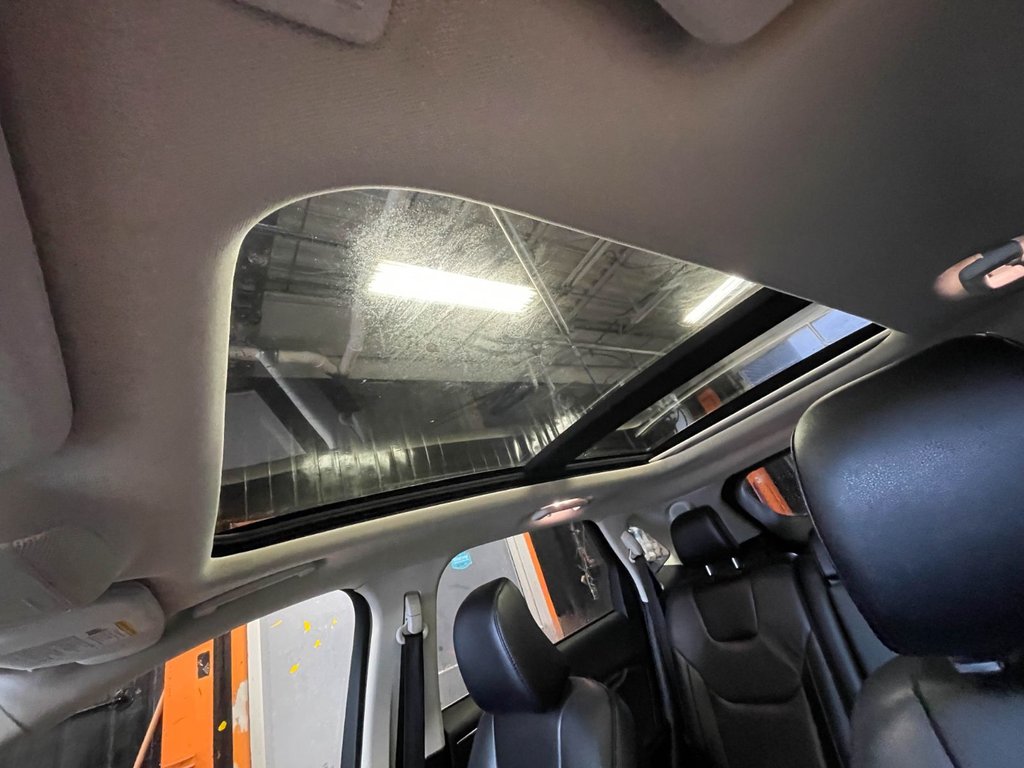 Ford Edge  2022 à St-Jérôme, Québec - 3 - w1024h768px