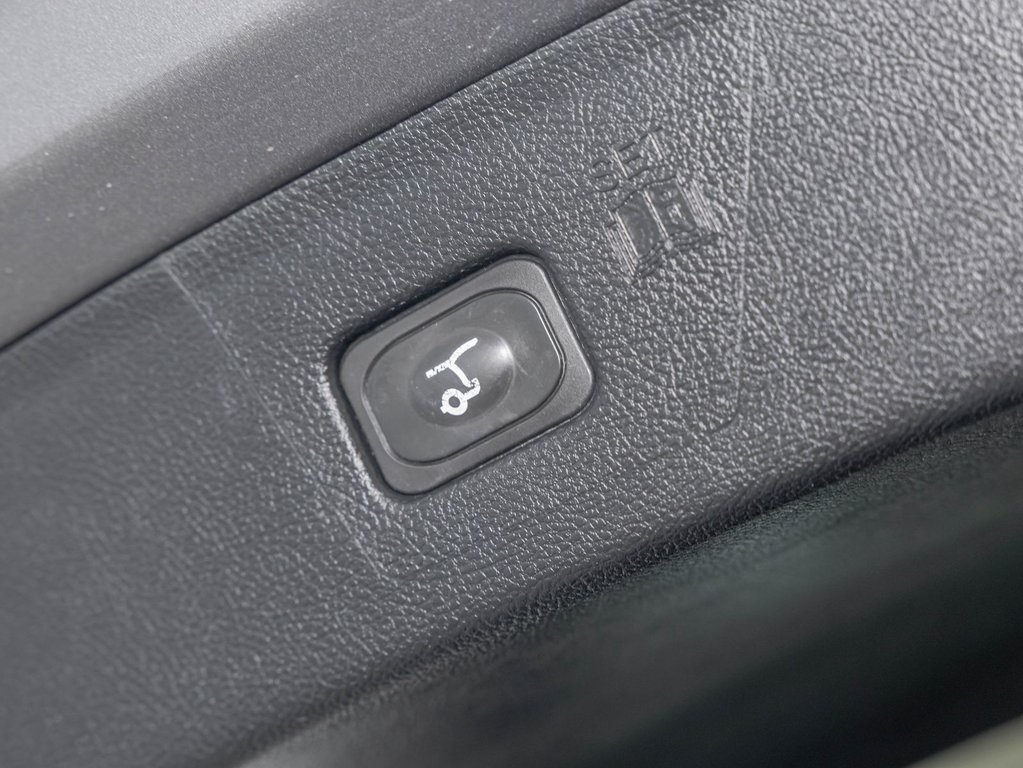 2022 Ford Edge in St-Jérôme, Quebec - 33 - w1024h768px