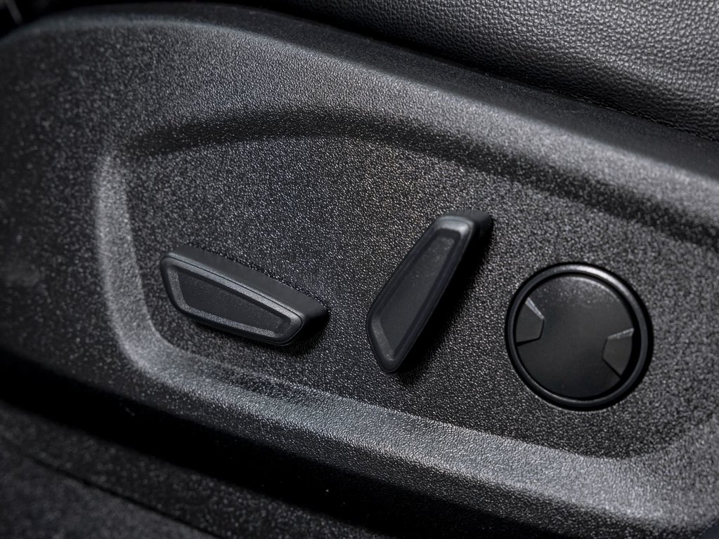 Ford Edge  2023 à St-Jérôme, Québec - 23 - w1024h768px