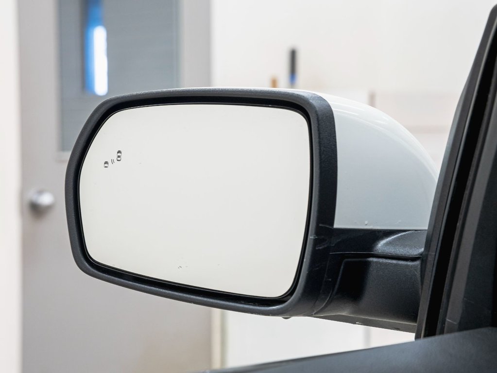 Ford Edge  2023 à St-Jérôme, Québec - 33 - w1024h768px