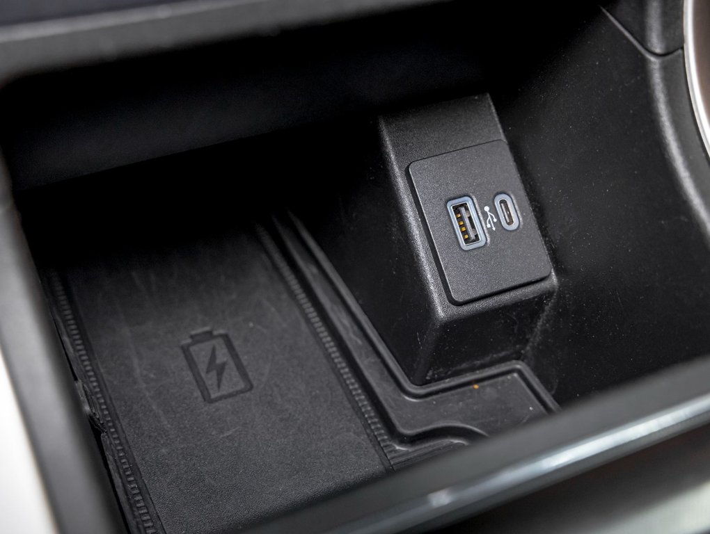 2023 Ford Edge in St-Jérôme, Quebec - 21 - w1024h768px