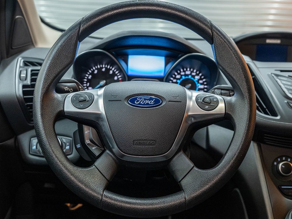 2016 Ford Escape in St-Jérôme, Quebec - 12 - w1024h768px