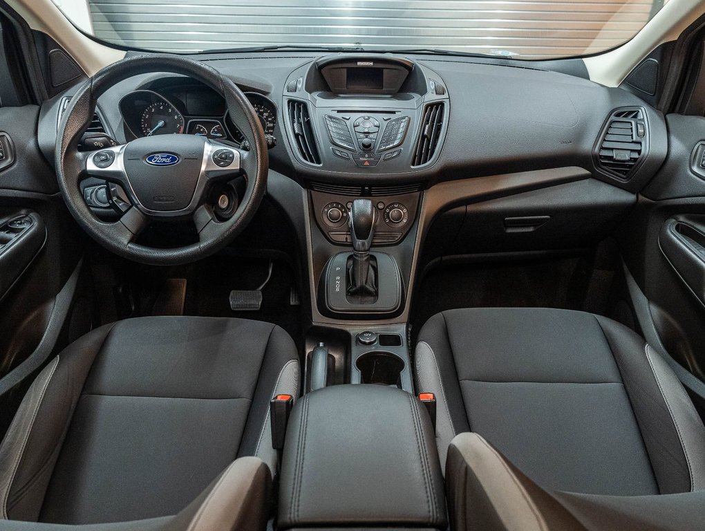 2016 Ford Escape in St-Jérôme, Quebec - 11 - w1024h768px