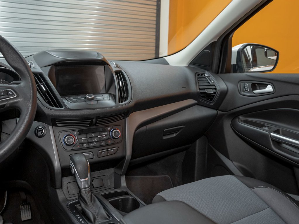 2019 Ford Escape in St-Jérôme, Quebec - 18 - w1024h768px