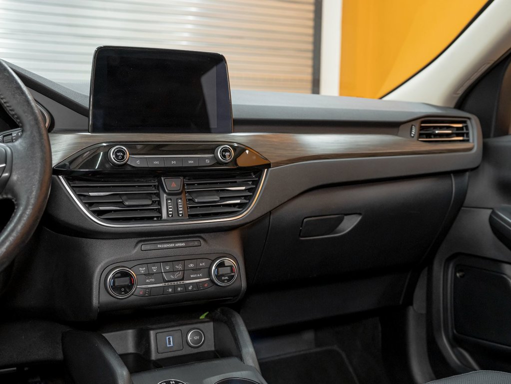 Ford Escape  2020 à St-Jérôme, Québec - 21 - w1024h768px