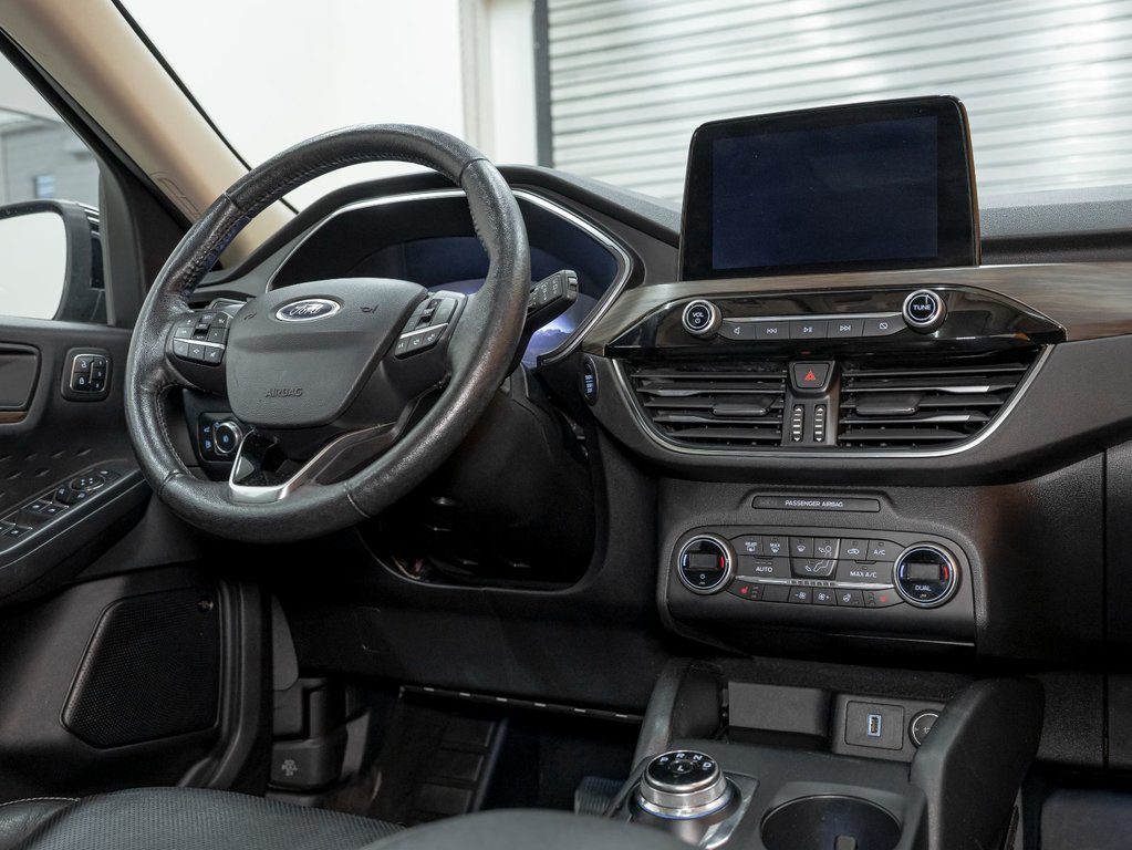 Ford Escape  2020 à St-Jérôme, Québec - 30 - w1024h768px