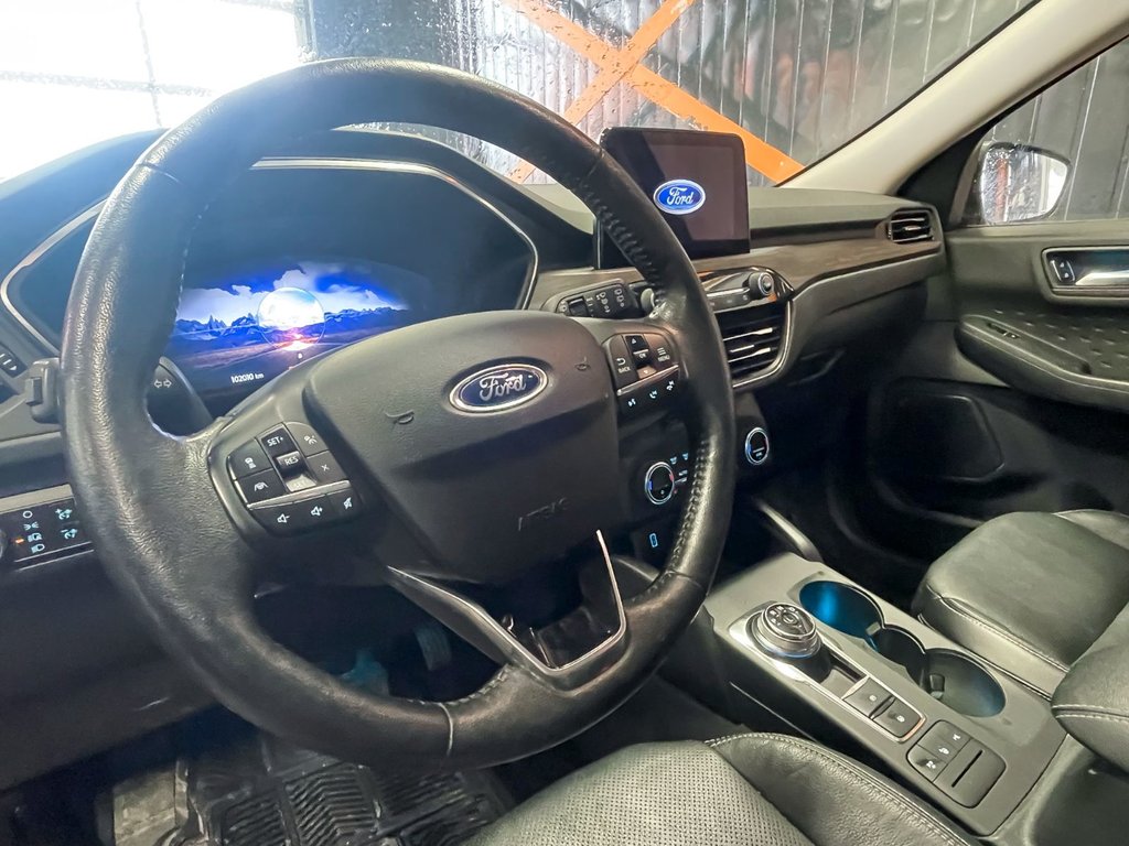 Ford Escape  2020 à St-Jérôme, Québec - 4 - w1024h768px