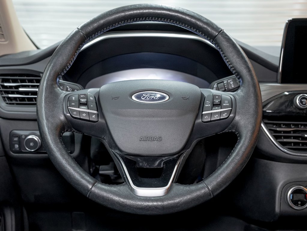 2020 Ford Escape in St-Jérôme, Quebec - 12 - w1024h768px