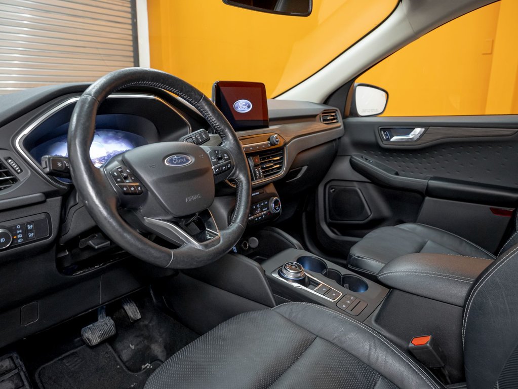2020 Ford Escape in St-Jérôme, Quebec - 2 - w1024h768px