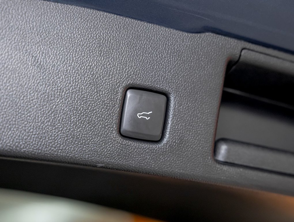 Ford Escape  2020 à St-Jérôme, Québec - 34 - w1024h768px