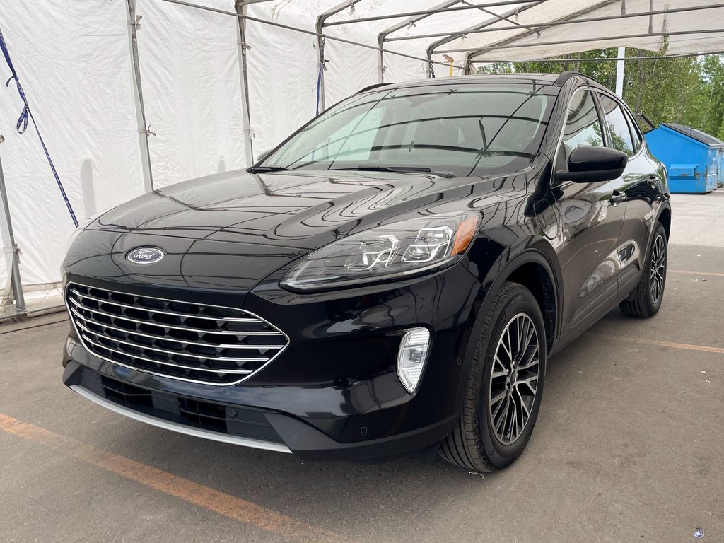 Ford Escape  2021 à St-Jérôme, Québec - 1 - w1024h768px