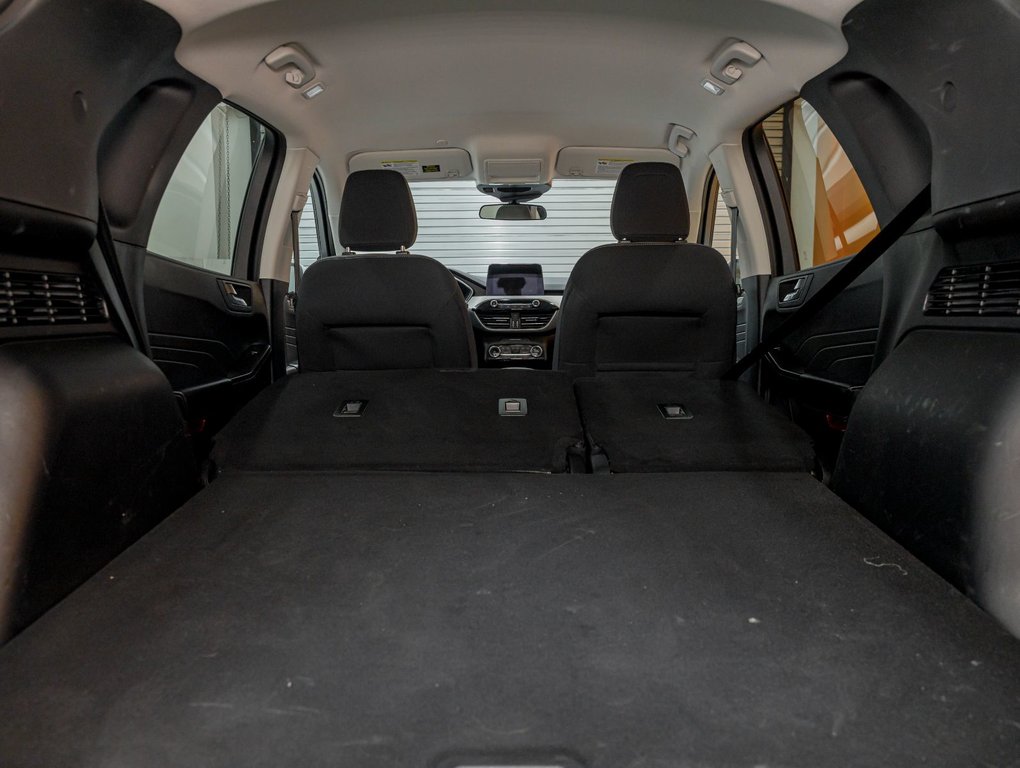 2021 Ford Escape in St-Jérôme, Quebec - 29 - w1024h768px