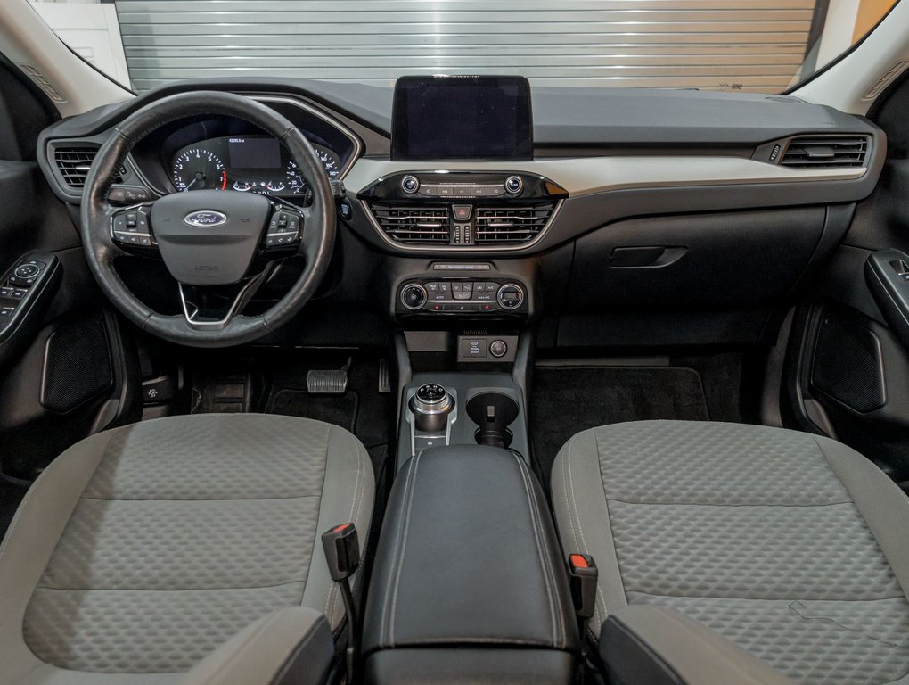2021 Ford Escape in St-Jérôme, Quebec - 11 - w1024h768px