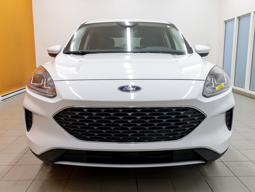 2021 Ford Escape in St-Jérôme, Quebec - 4 - w1024h768px