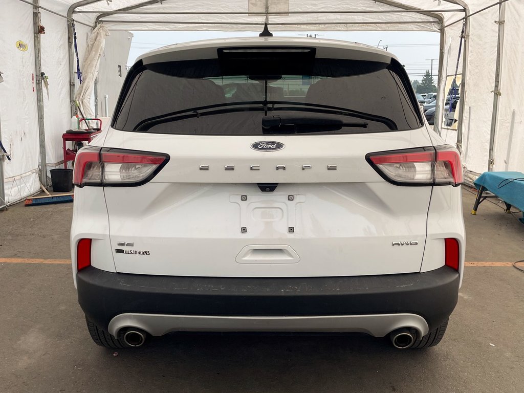Ford Escape  2021 à St-Jérôme, Québec - 6 - w1024h768px