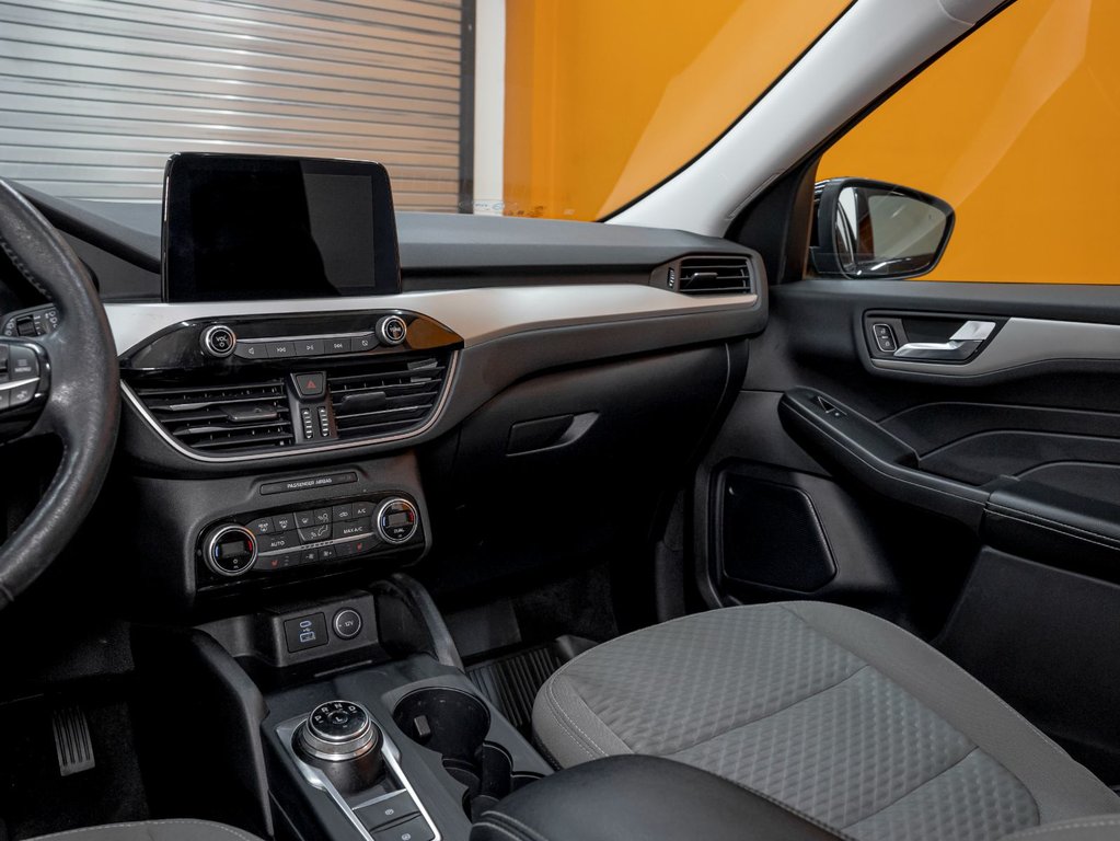 2021 Ford Escape in St-Jérôme, Quebec - 18 - w1024h768px