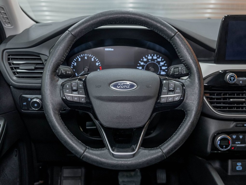 2021 Ford Escape in St-Jérôme, Quebec - 12 - w1024h768px