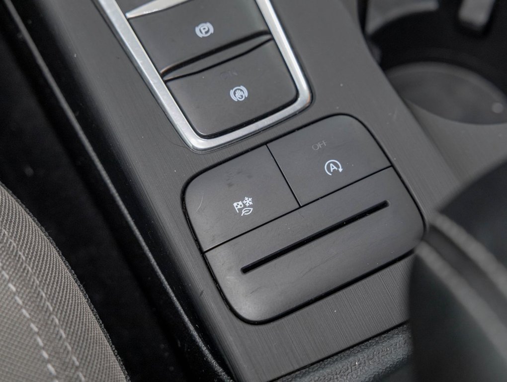 2021 Ford Escape in St-Jérôme, Quebec - 21 - w1024h768px