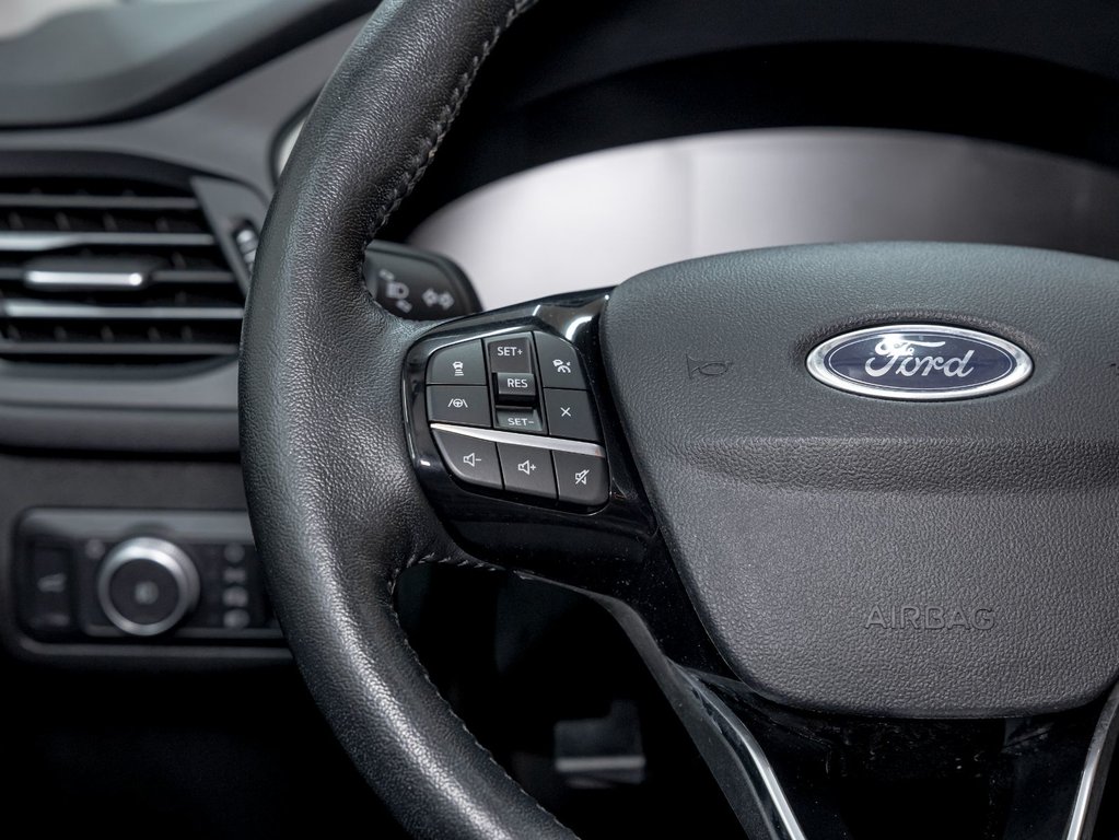 2021 Ford Escape in St-Jérôme, Quebec - 14 - w1024h768px