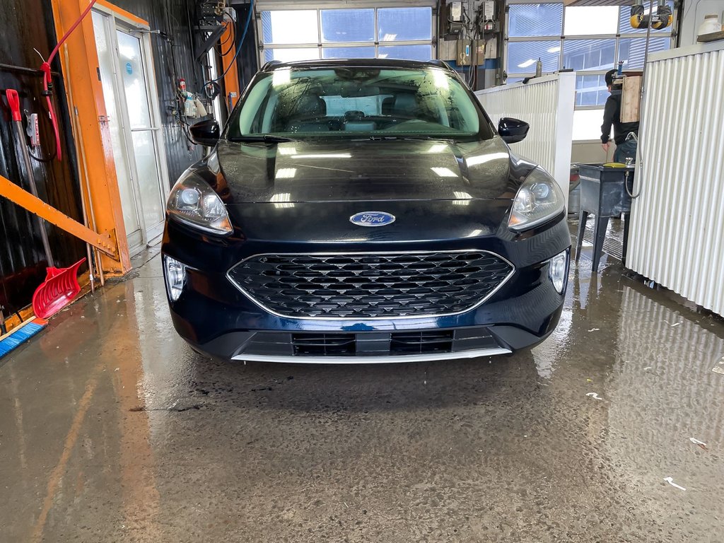 Ford Escape  2021 à St-Jérôme, Québec - 13 - w1024h768px