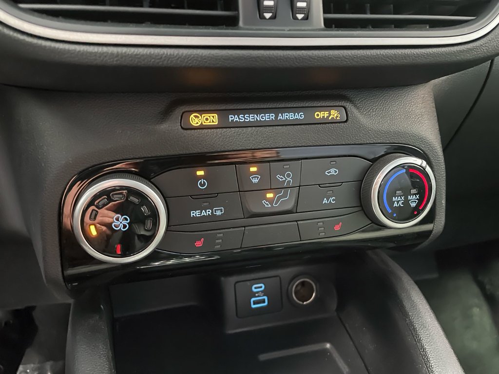 Ford Escape  2021 à St-Jérôme, Québec - 10 - w1024h768px