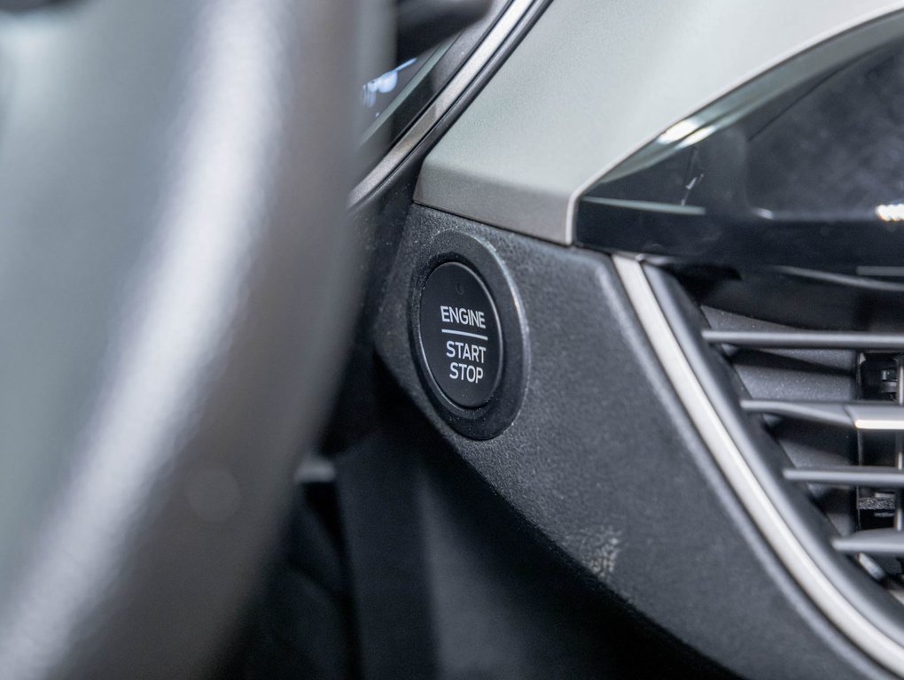 2021 Ford Escape in St-Jérôme, Quebec - 24 - w1024h768px