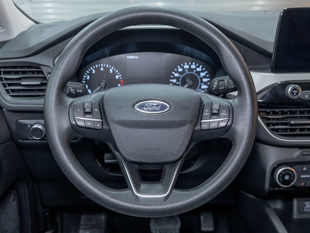 2021 Ford Escape in St-Jérôme, Quebec - 12 - w1024h768px