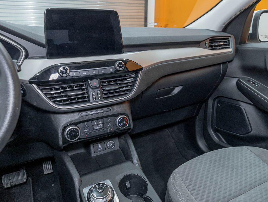 2021 Ford Escape in St-Jérôme, Quebec - 18 - w1024h768px