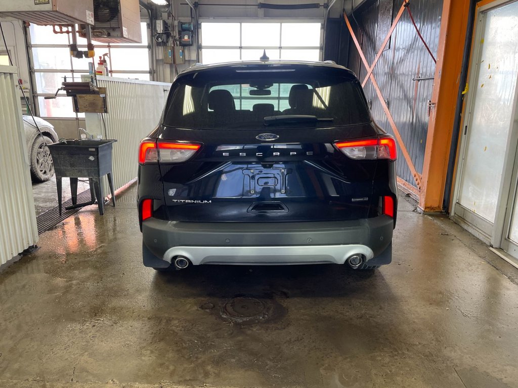 2021 Ford Escape Hybrid in St-Jérôme, Quebec - 9 - w1024h768px