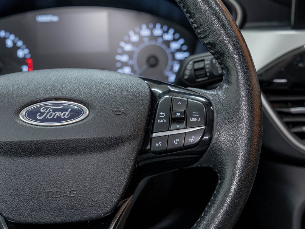 2021 Ford Escape in St-Jérôme, Quebec - 15 - w1024h768px