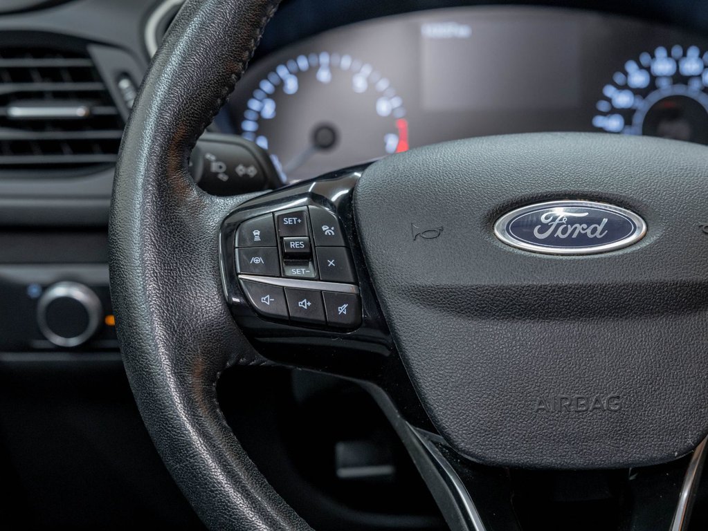 2021 Ford Escape in St-Jérôme, Quebec - 14 - w1024h768px