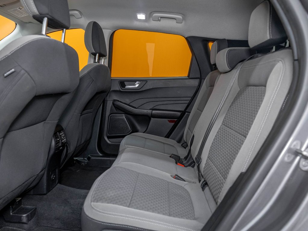 2021 Ford Escape in St-Jérôme, Quebec - 27 - w1024h768px