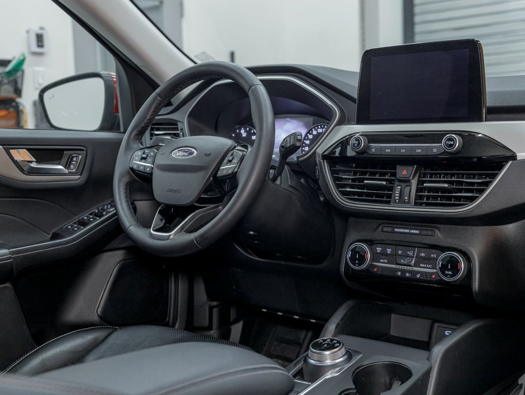 Ford Escape  2022 à St-Jérôme, Québec - 25 - w1024h768px